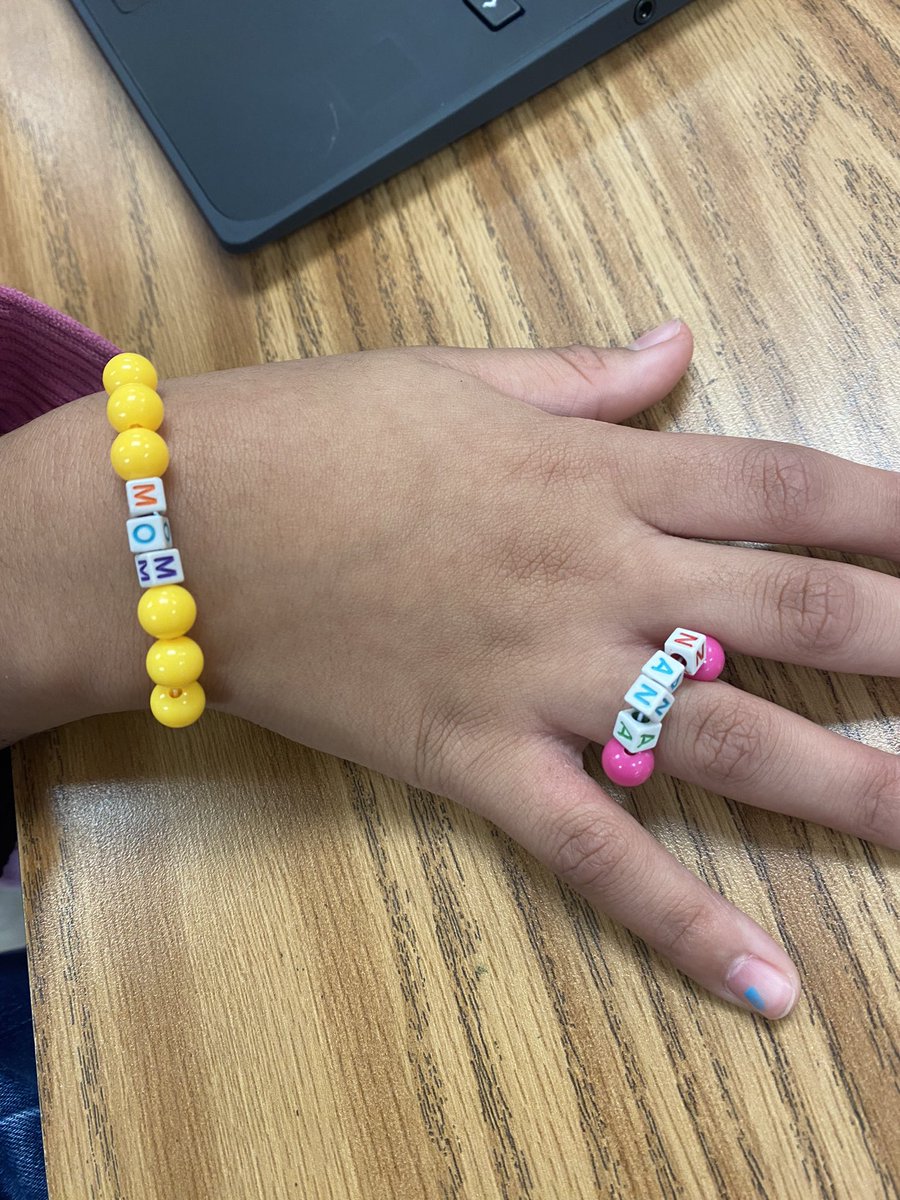 Gabriela Tabora (@gabrielatabora4) on Twitter photo Check out our fun bracelet station at #campmarcella during opportunity hour! <a href="/AldineES_Summer/">Aldine ISD Elementary Summer Camp</a> <a href="/CounSELwithMsC/">Jasmine Crowell, M.Ed.</a> #chooseyourDestination Check out our fun bracelet station at #campmarcella during opportunity hour! <a href="/AldineES_Summer/">Aldine ISD Elementary Summer Camp</a> <a href="/CounSELwithMsC/">Jasmine Crowell, M.Ed.</a> #chooseyourDestination