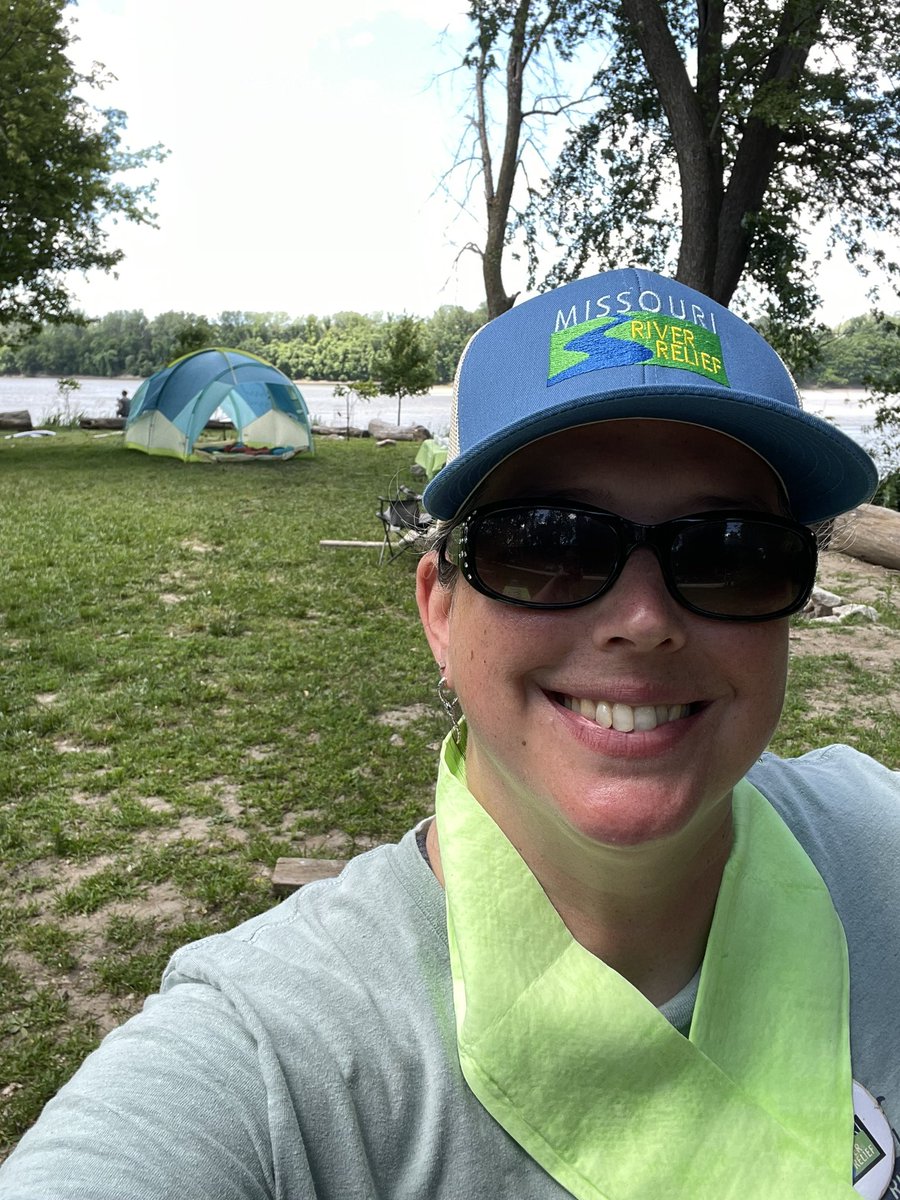 cpsmyers's tweet image. Another great Morning at the River w/ @mo_river_relief even got to see one of our @westvikings One more morning later this week and they were are done until next year. #cpsscience #pbl #ourplace