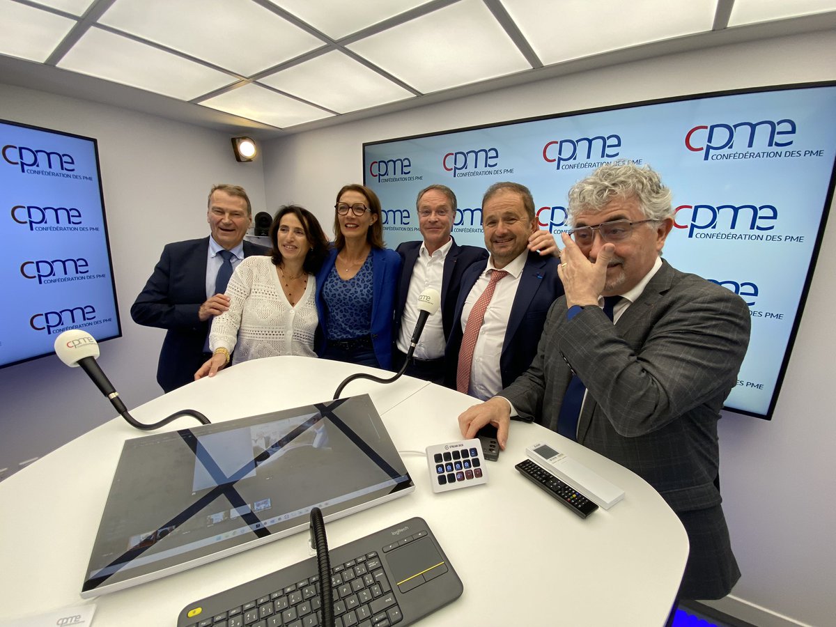 PKuchly57's tweet photo. Inauguration du #StudioCPME à la @CPMEnationale !

Bravo à mon ami @bohelay2 pour le travail accompli et à @AsselinFasselin et aux équipes pour ce bel outil à disposition de notre maison et de nos partenaires ! https://t.co/Kfl5HCk7B1