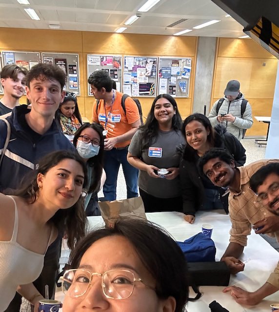 Finally, huge thanks to the fantastic MSc Health Management students <a href="/CityUniLondon/">Anna</a> @CityHSRMfor helping us deliver our activities <a href="/ExRdFestival/">Great Exhibition Road Festival</a> in collaboration with the wonderful @RahAmad. Also thrilled to work with @HPRURespiratory over the weekend too. Until next year all…