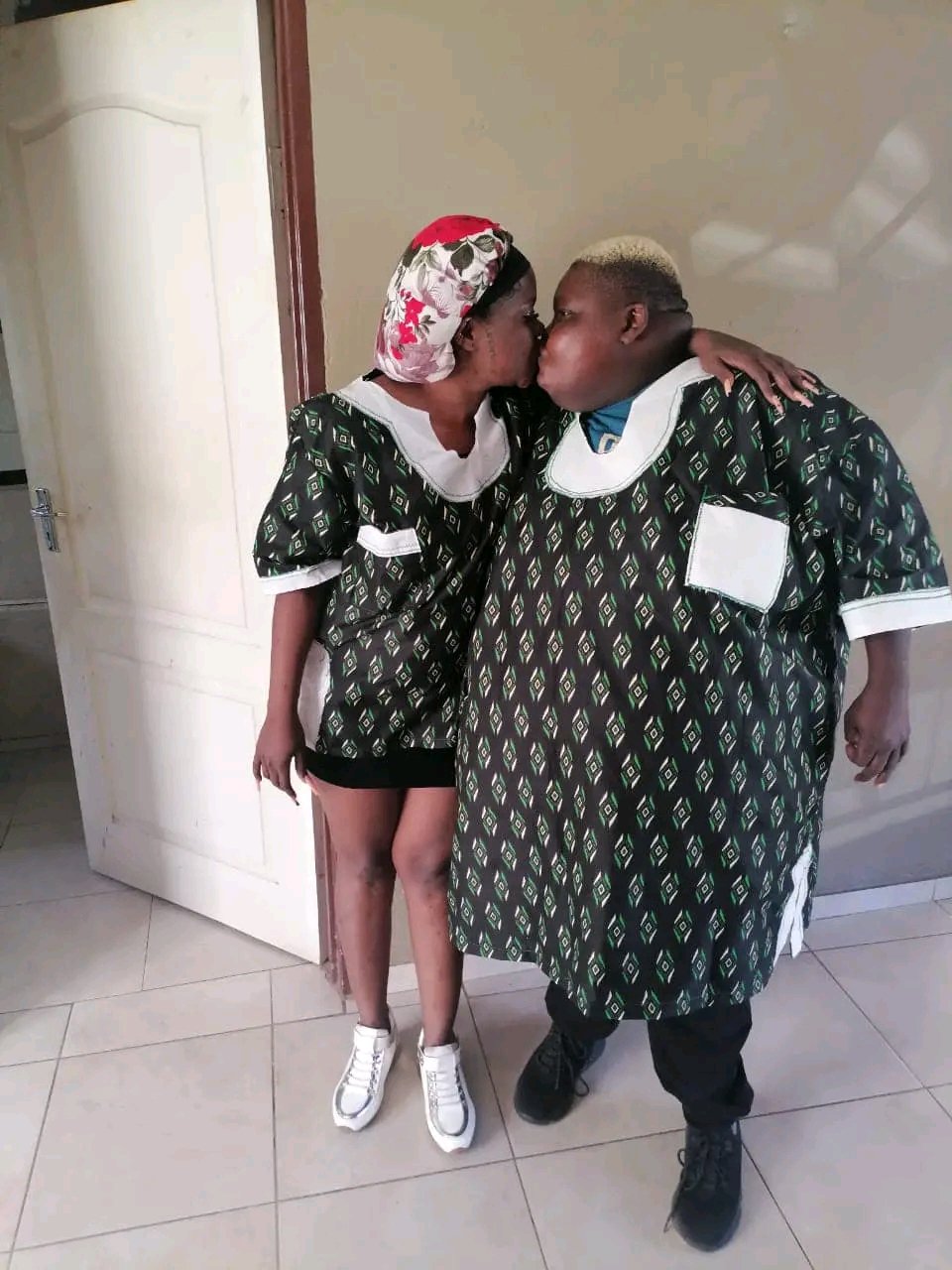 MZulu wa Limpopo on X: "Tsekeleke 012 and Black cat girl ❤️🔥🔥🔥Nkosi!  Nkosiyam https://t.co/T4Y3IfhpPl" / X