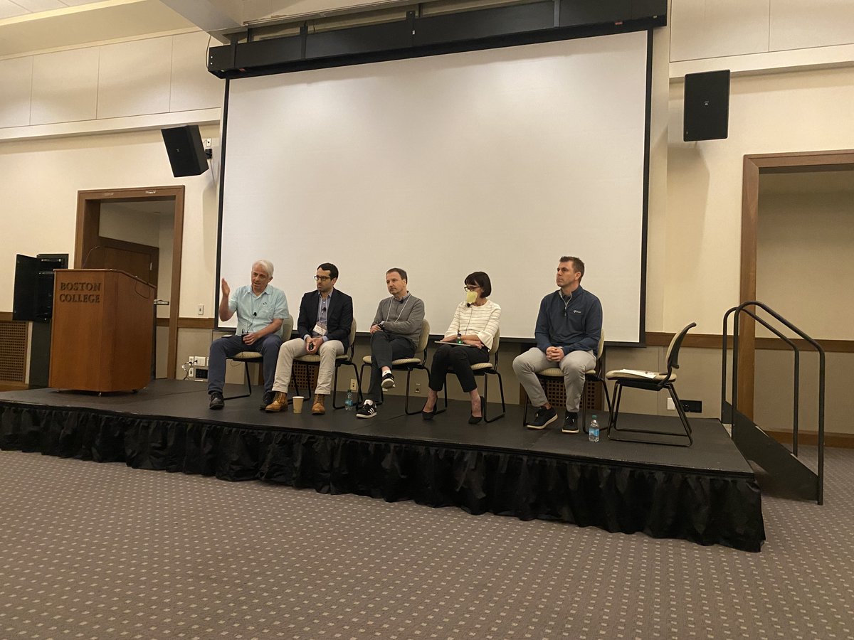 Finance Theory Group (@financetheory) on Twitter photo At recent FTG conference, Itay Goldstein, Gregor Matvos, Adriano Rampini, & <a href="/toniwhited/">Toni Whited 😷</a> discuss writing good papers, common mistakes made by authors, and expectations for referee reports. A must-watch for anyone doing research in finance! youtu.be/pv-VWgtLSks At recent FTG conference, Itay Goldstein, Gregor Matvos, Adriano Rampini, & <a href="/toniwhited/">Toni Whited 😷</a> discuss writing good papers, common mistakes made by authors, and expectations for referee reports. A must-watch for anyone doing research in finance! youtu.be/pv-VWgtLSks