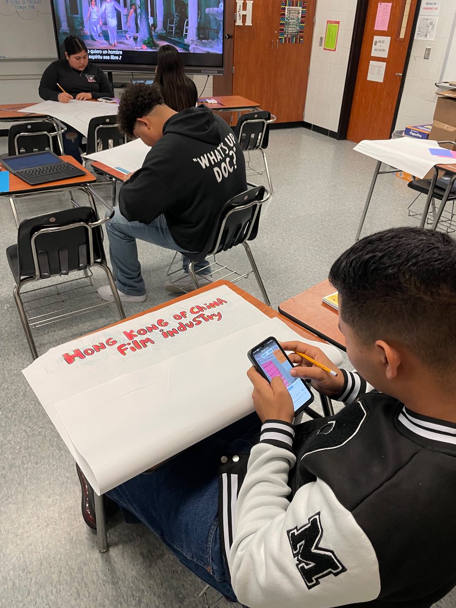 MsDBrimhal's tweet photo. The Emergent Bilingual Geography class is exploring the Asian Entertainment Industry including K-Pop and the Chinese film industry. @DavisHS_AISD @AldineHistory https://t.co/KAIh29Jpyx
