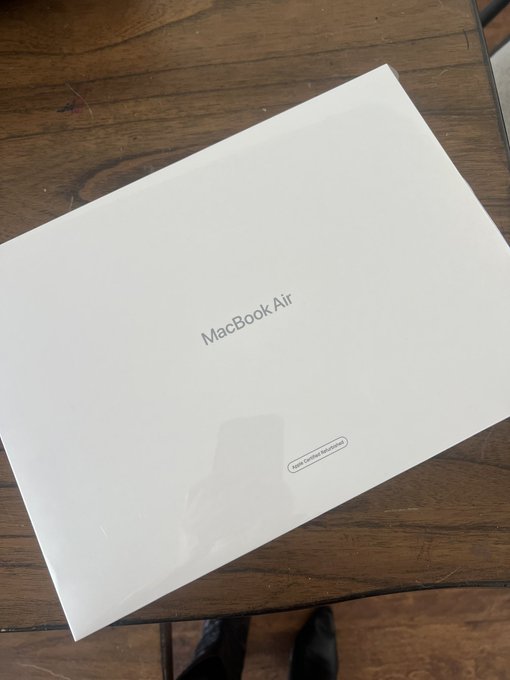 Speechless over my early bday gifts from my friend @ChrisRuffolo17 😻😻😻 I&rsquo;m so grateful, thank you!! https://t<a href="/tag/onmfc"class="tags"><span>#onmfc</span></a>