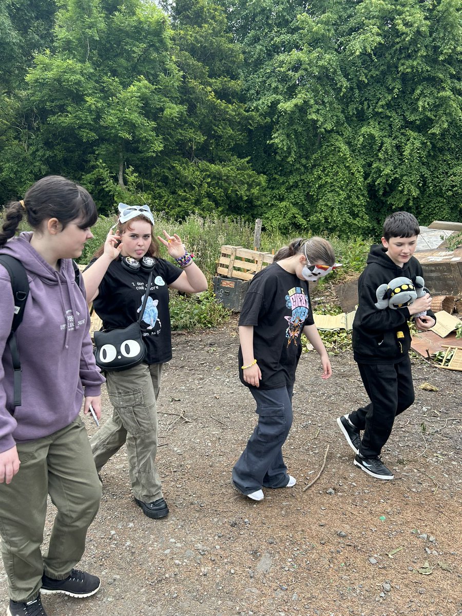 DHSFLAD's tweet photo. What a fabulous day out we had at @finlaystonepark and @ArkOnTheClyde today. Thank you to everyone who donated to our fundraiser and made it possible! @drumchapelhigh https://t.co/VnqYTBalef