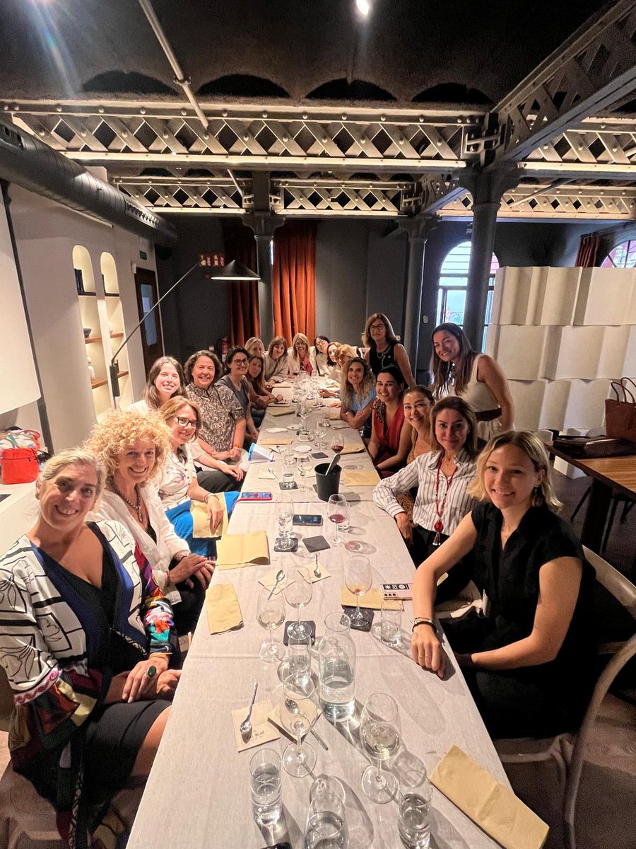 Molt impressionant (i commovedor) conèixer a fons el cas de la catalana Anna Balcells, una lluitadora contra el maltractament i explotació sexual infantil a les Filipines. Un exemple de resiliència gràcies al projecte Kalipay.