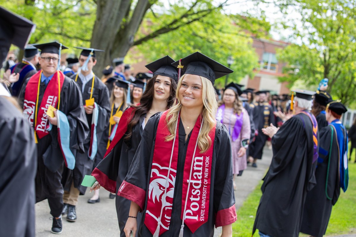 In just 3 years, Jessica Evans ’24 completed her degree in business administration. She’s now launching a career as a real estate agent &amp; freelance photographer, 2 professions that will afford her the perfect work-life balance. 📸🏠
🔗bit.ly/3XtVa2p