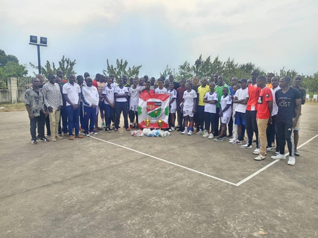 baratuza2000's tweet image. Championnat interuniversitaire édition 2024: FDNB représentée par #ISCAM a remporté deux coupes aux jeux collectifs de Netball  et handball féminin &amp;amp; Congraturations