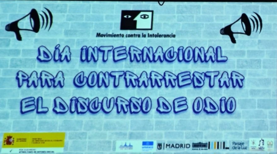 ELL. Elena Larrinaga tweet media
