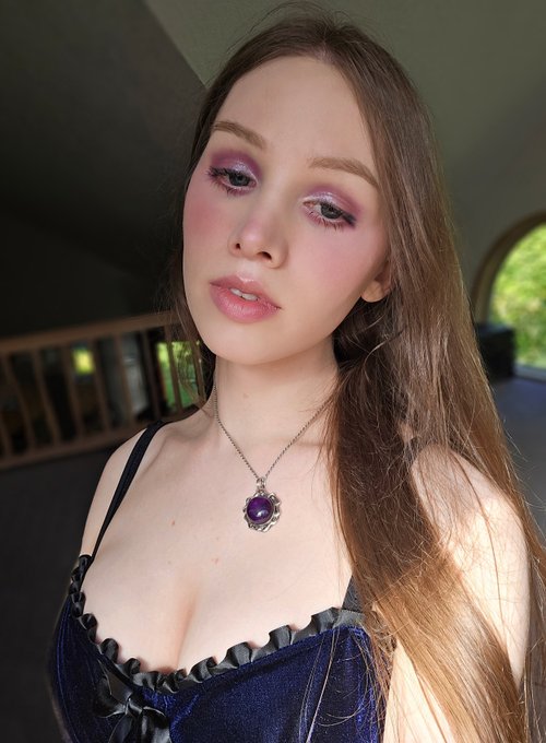 could u handle my borderline manic vibes? 💜✨ (i will die alone) https://t.co/3OFFtnff4p