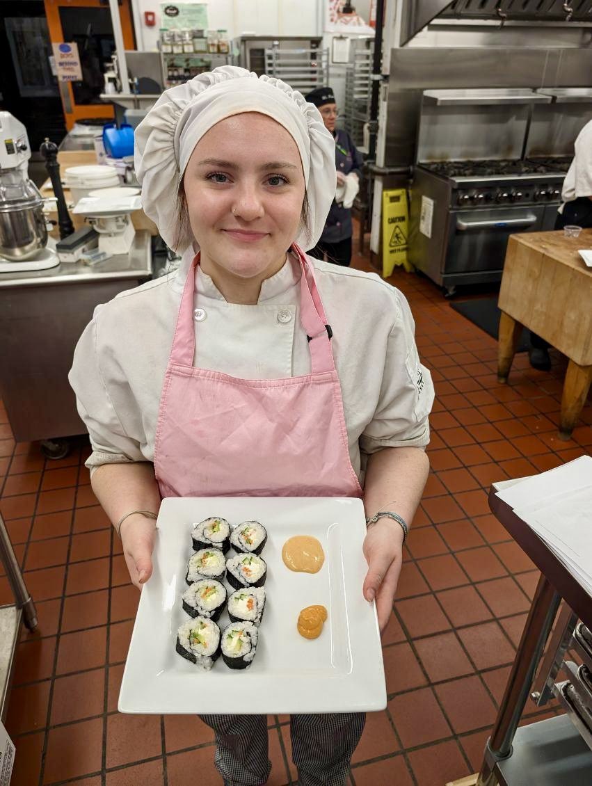 PAProStart's tweet image. Happy #InternationalSushiDay! 🍣🍱 Check out how culinary students at Central Westmoreland CTC roll it up. #MadeInProStart