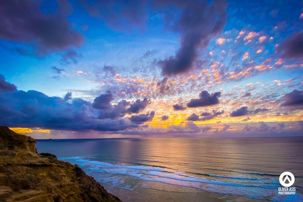olasis's tweet photo. Beautiful clouds from the Gliderport in San Diego.
#sandiego #sandiegosunsets #sdsunsets #sunsets https://t.co/MQagruWhQk