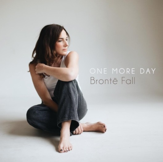 Chicago songwriter Bronte Fall <a href="/brontefallband/">Brontë Fall</a> releases new single "One More Day" 

#music #newmusic #chicago #Midwest #Detroit