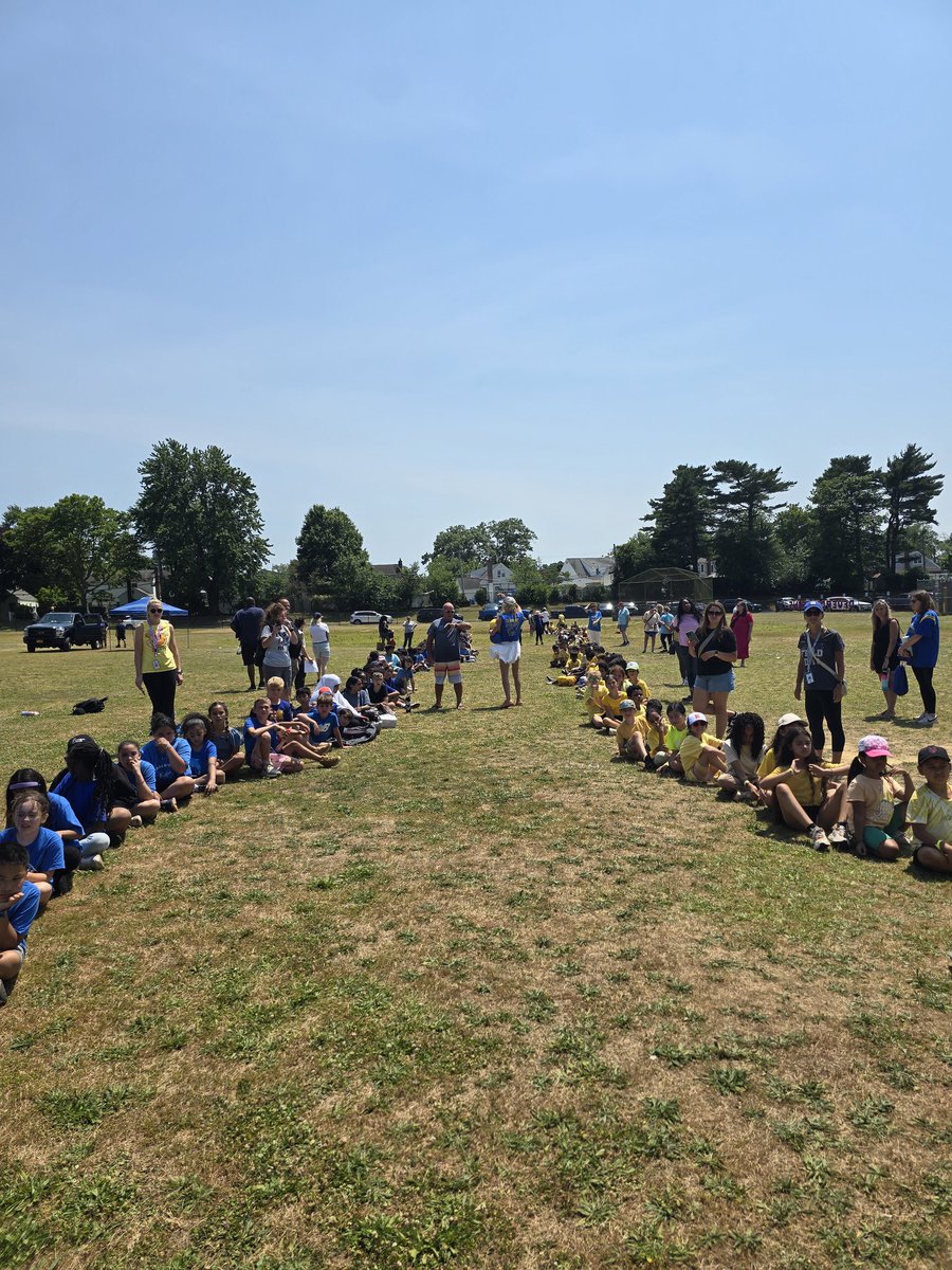 MrMullen'sLibrary (@mrmullenlibrary) on Twitter photo Now THIS is a field day! What a perfect day that I hope will be remembered forever. π¦π¨π
<a href="/JamesADever/">James A Dever</a> <a href="/VS13UFSD/">ValleyStream13UFSD</a> Now THIS is a field day! What a perfect day that I hope will be remembered forever. π¦π¨π
<a href="/JamesADever/">James A Dever</a> <a href="/VS13UFSD/">ValleyStream13UFSD</a>