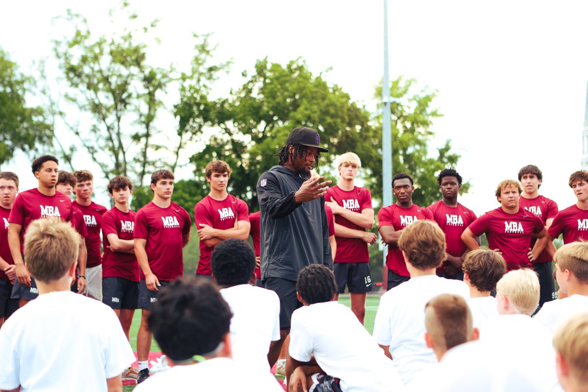 MBAAthletics's tweet photo. Thanks again to Ty Chandler for giving back to the Nashville community.

We hope everyone had fun and learned something last night!

Roll Red! https://t.co/DpUeAGzEmz