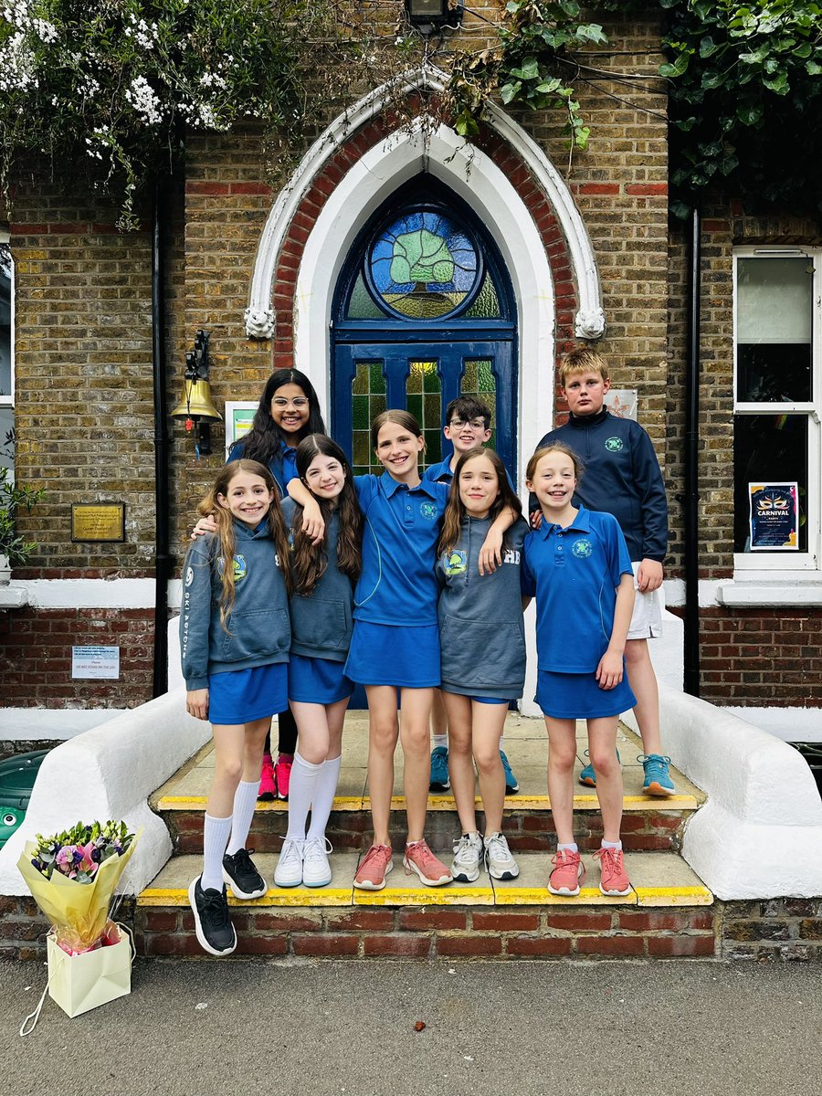 And that concludes RPPS Swim Squad 2024, huge congratulations to our trophy and award winners! Also to all swimmers and coaches what a brilliant year we’ve had. Farewell Year Six and Bridget, we wish you the best of luck in your new chapters. 🏊