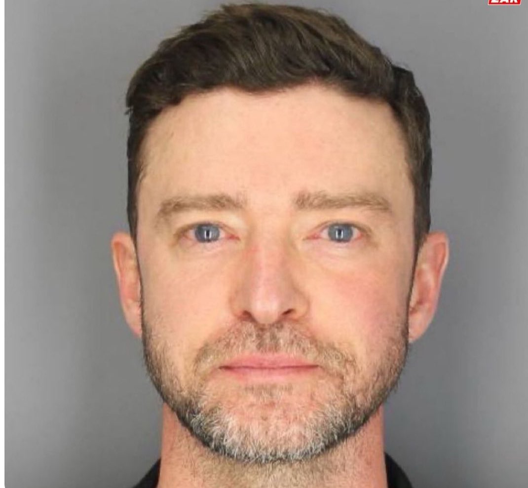 Supaamar's tweet photo. @jtimberlake looks like your about to cry me a river... https://t.co/YAVfgGjfGv