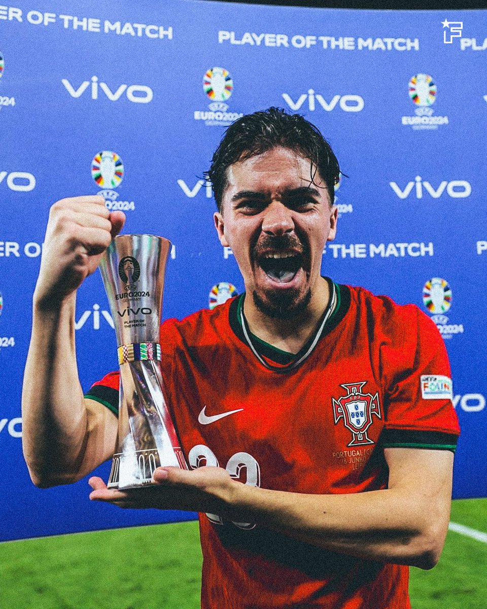 Vitinha nommé homme du match par l’UEFA 🏆

📊 Vitinha 🆚 République Tchèque
⏱️ 89 minutes disputées
🦶 112 ballons touchés / 86/91 passes réussies (95%)
🥊 6/6 duels remportés

#EURO2024 #PORCZE