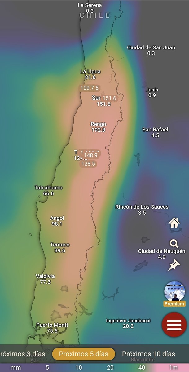 EdoWeatherman's tweet photo. Alerta por fuerte temporal con intensa lluvia en breves periodos de tiempo zona central y sur.

Este jueves ingresa segundo sistema frontal que afectará desde Maule a Los Lagos con intensa lluvia y viento moderado-fuerte, especialmente en costa.

La noche del jueves llega a la región de O'Higgins y el viernes a regiones de Valparaíso y Metropolitana. Las precipitaciones serán intensas en todas estas regiones durante el viernes. Ese día la lluvia alcanza hasta Illapel y Ovalle, manteniéndose el sábado en toda la zona central. Algo puede caer en parte norte de Coquimbo (La Serena-Coquimbo).

Montos por región para este evento. 
Coquimbo (Illapel al sur). 15-35 mm. Viernes a sábado.
🔴Valparaíso. 50-85 mm. Viernes a sábado
🔴Metropolitana. 60-80 mm. Viernes a sábado.
🔴O'Higgins. 55-95 mm. Noche de jueves a sábado.
🔴Maule. 60-100 mm. Jueves- sábado
🔴Ñuble. 60-100 mm. Jueves- sábado
🔴Biobío. 55-90 mm. Jueves- sábado
🔴Araucanía. 50-85 mm. Jueves- sábado
🔴Los Ríos. 40-75 mm. Jueves- sábado
Los Lagos. 40-75 mm. Jueves- sábado
Aysén. 15-35 mm. Jueves- sábado.

🔴En estas regiones algunos sectores pueden superar montos proyectados. La saturación del suelo y la cantidad de agua que puede caer en breves periodos de tiempo, van a causar complicaciones, como inundaciones y daños a la población. Habrá sectores entre Valparaíso y Maule que tendrán periodos donde pueden caer 30-50 mm en menos de 9 horas.

Isoterma >2500-3000 msnm en zona central, bajando a 1500-2000 msnm. En zona sur 1100-1600 msnm.
Viento de 60-80 km/hr en el sury 45-65 km/hr en zona central. Posibles ⛈️.

⚠️⚠️Patrón lluvioso seguirá la próxima semana en la zona central y sur, 1 o 2 eventos con características de temporal pueden desarrollarse. Pronto detalles.