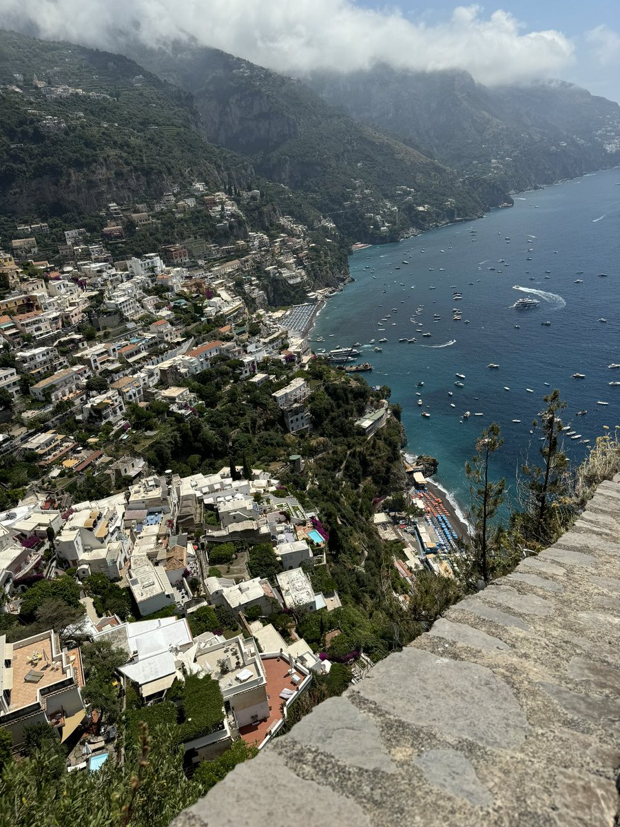 カプリ島のこのアイス美味しすぎて3回食べた🍋笑