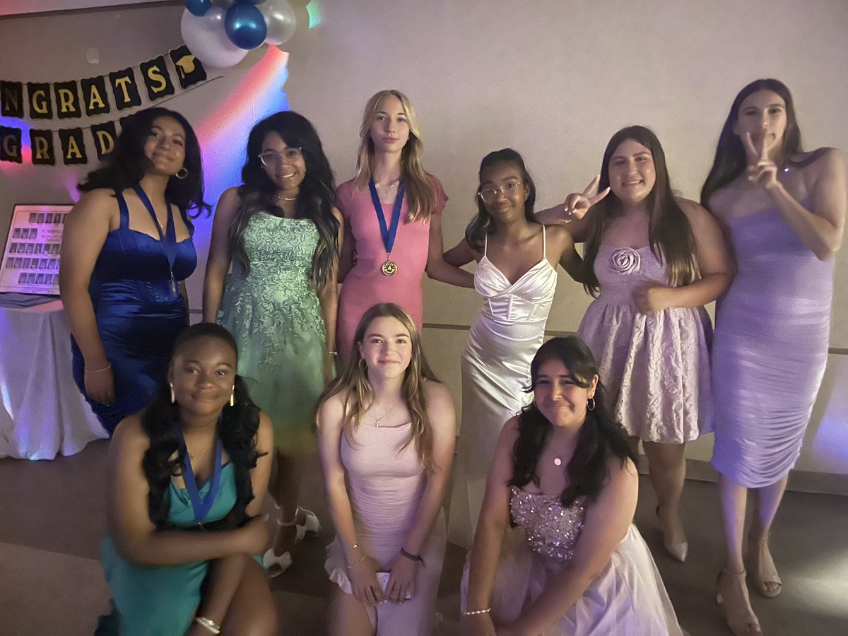 Mrs. Sajda tweet media