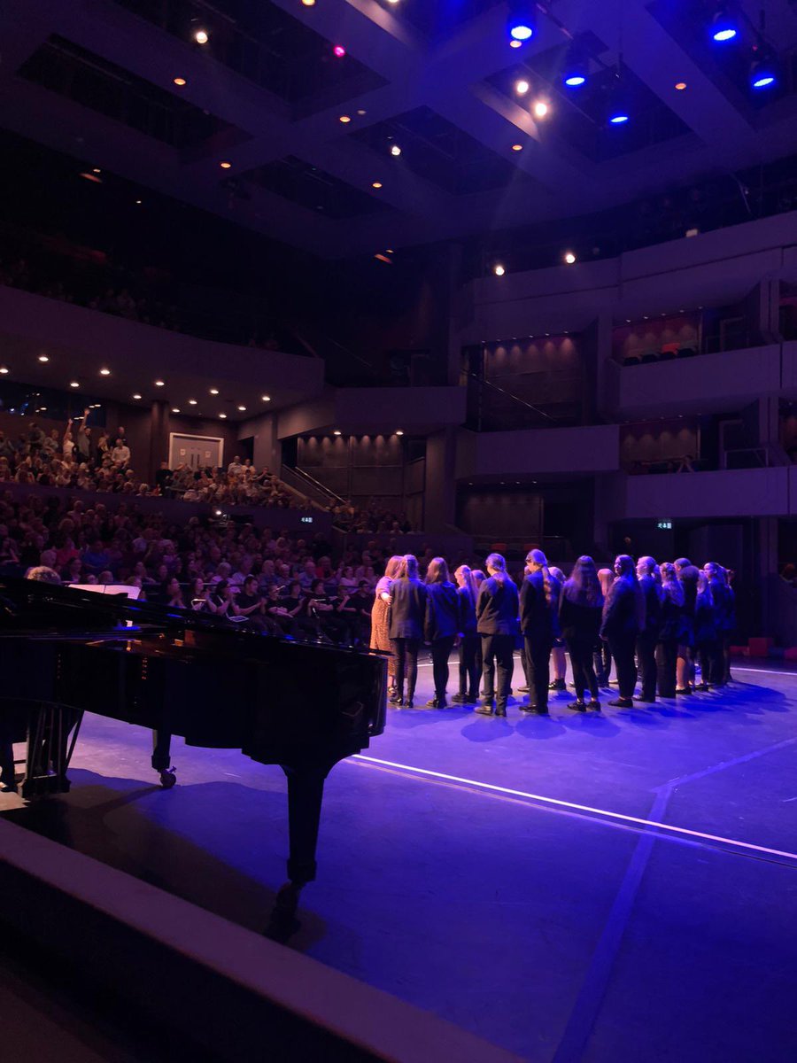 Campion choir smashing The Circle of Life at The Festival this evening! Amazing event showcasing the power and importance of the performing arts  🎶🎭🕺<a href="/Campion_School/">Campion School</a> <a href="/CampionEnrichm1/">Campion Culture</a> <a href="/NMPATrust/">NMPAT</a> <a href="/RoyalDerngate/">Royal & Derngate</a>
