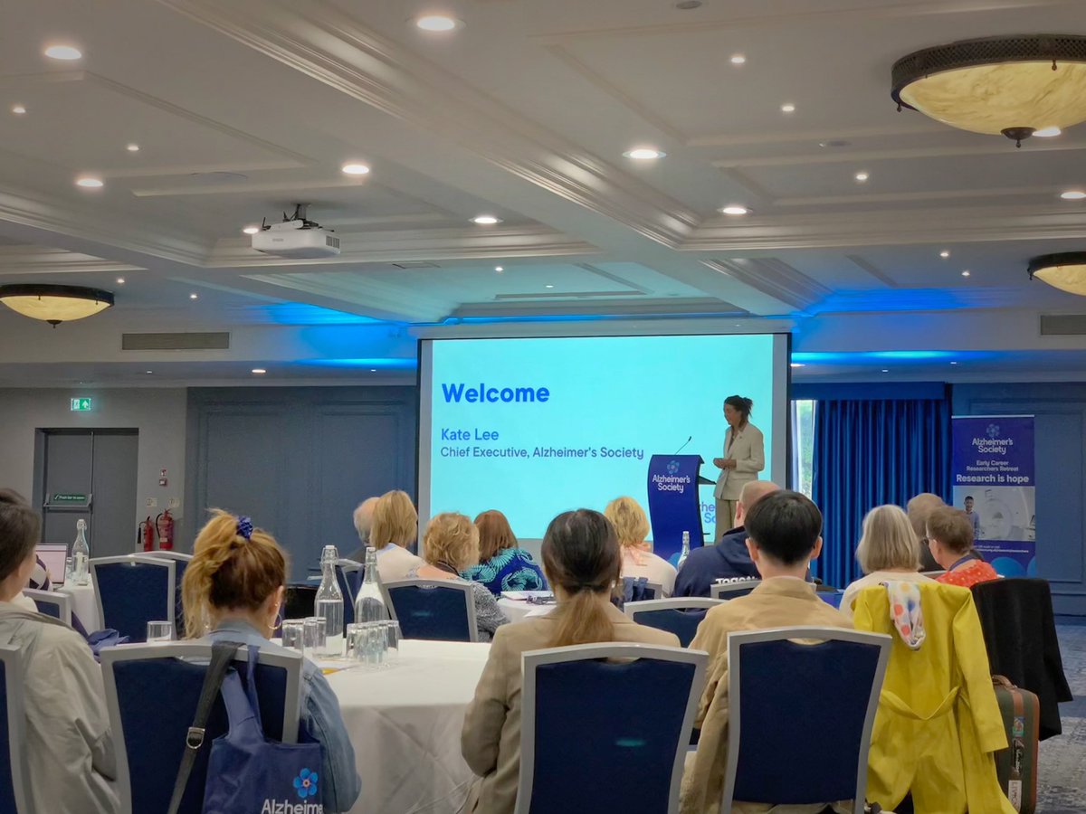 GongLin_edu's tweet image. Great talk by @KateLeeCEO at the @alzheimerssoc #ECRRetreat, emphasizing the importance of dementia diagnosis studies and prevention strategies by 2050. Inspiring insights for the future of Alzheimer's research!