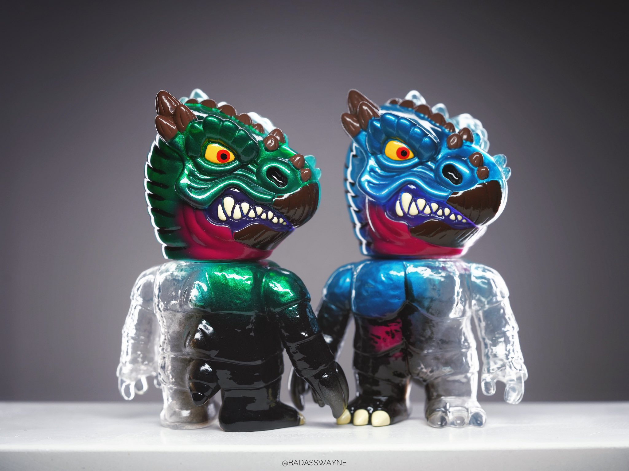 骸骨商会 ヒラリークリキントン ドラコザウラー ガンメタ REALHEAD