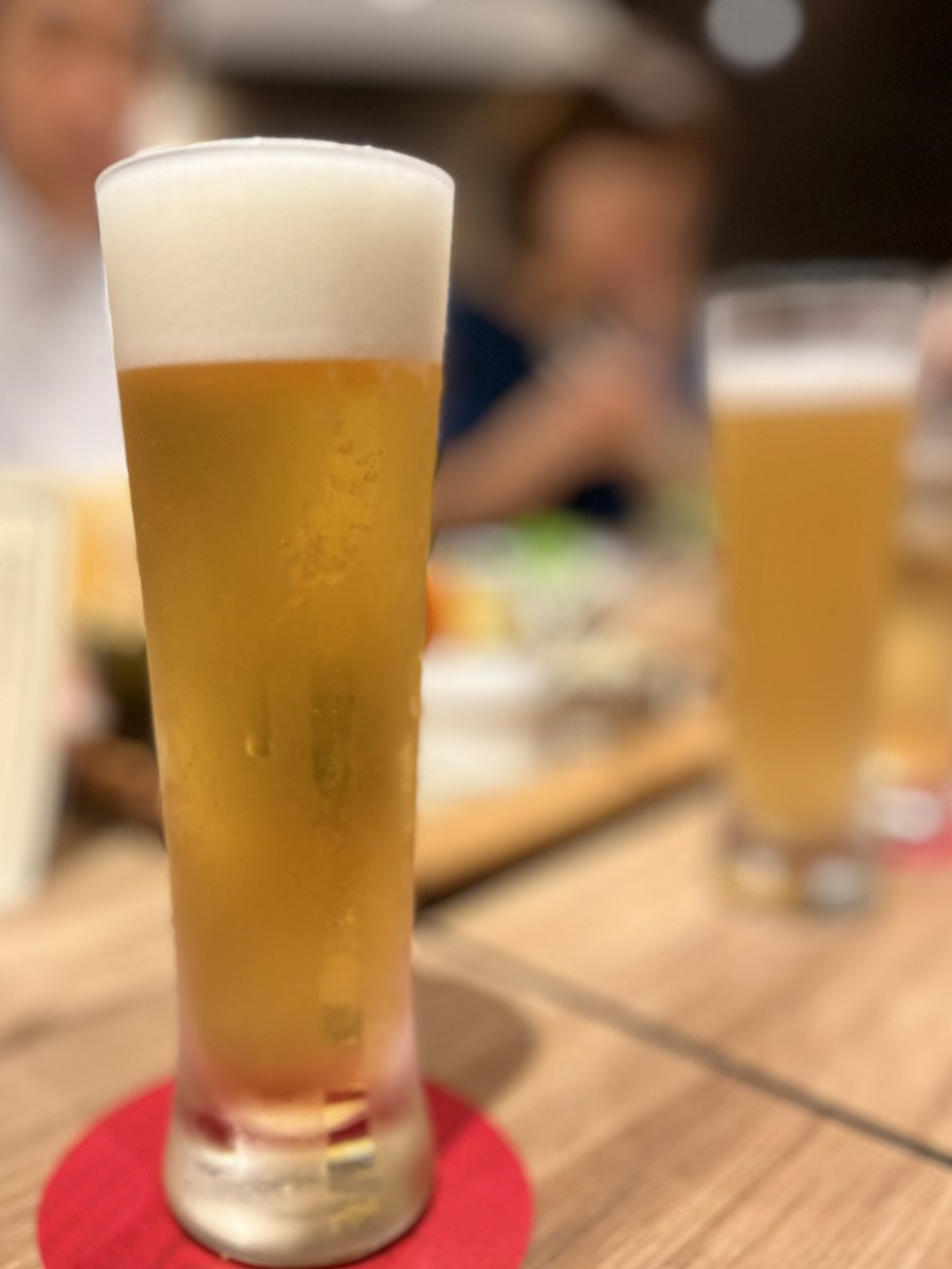 utchy555's tweet photo. 激しい雨もなんのその、なビール。
東京に帰ってこれてよかよかよかった。 https://t.co/y03jbESgfC