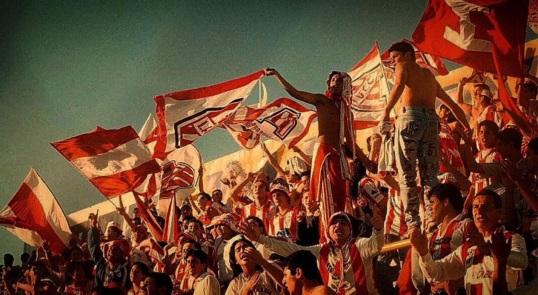 Al que estuvo siempre, pase lo que pase. Feliz día.