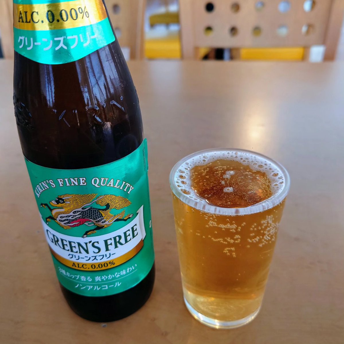 hory_ramen's tweet image. 今日は天気も良いので早朝から洗車してピカピカの車で房総までドライブ。ランチは金谷港にあるthe Fishにて本日の地魚4種丼。4種はアジ、メダイ、マダイ、ヒラメでした。熟成感の有る肉厚のアジが美味しかったです😋
#海鮮丼 #thefish