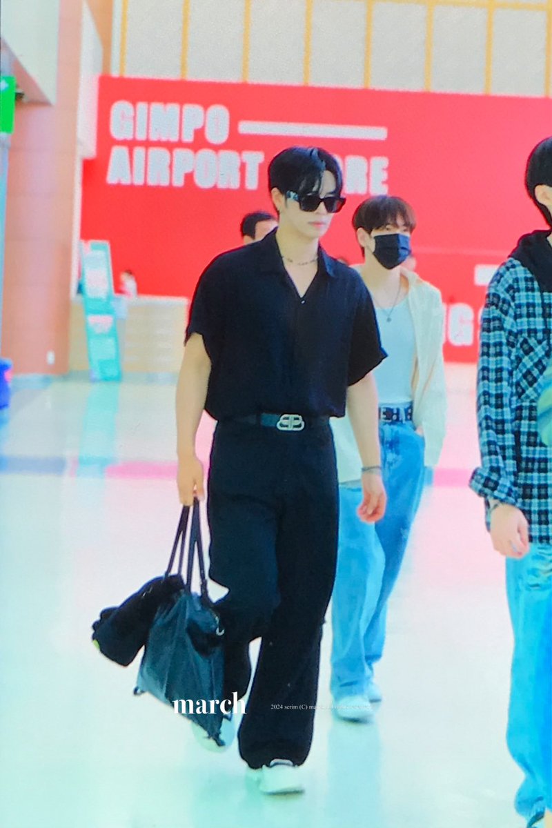 ser1mfan's tweet photo. 240619 GMP
#크래비티 #CRAVITY #세림 #SERIM https://t.co/VRo4aHAfoc
