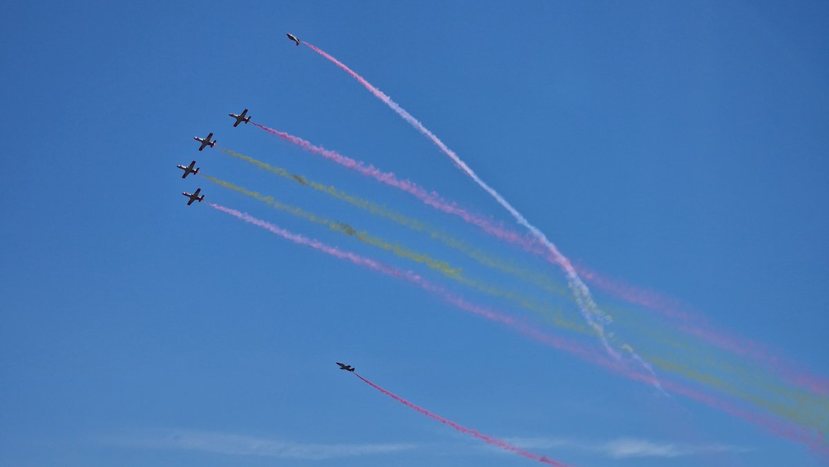 albertoide80's tweet photo. @patrullaguila @ala14_ea ¿Espectacular! ¡Inolvidable! GRACIAS @ala14_ea y @patrullaguila https://t.co/SZD0GFz9RZ
