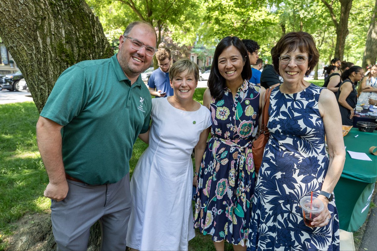 A wonderful morning spent with our community and <a href="/MayorWu/">MayorWu</a> at the Mayor’s Coffee Hour on the Mall. Grateful for dialogue with so many City staff and elected officials, including our amazing Parks Commissioner Ryan Woods. <a href="/BostonParksDept/">Boston Parks and Recreation Department</a> #bosparks <a href="/LeslieAdam4/">Leslie Adam</a>