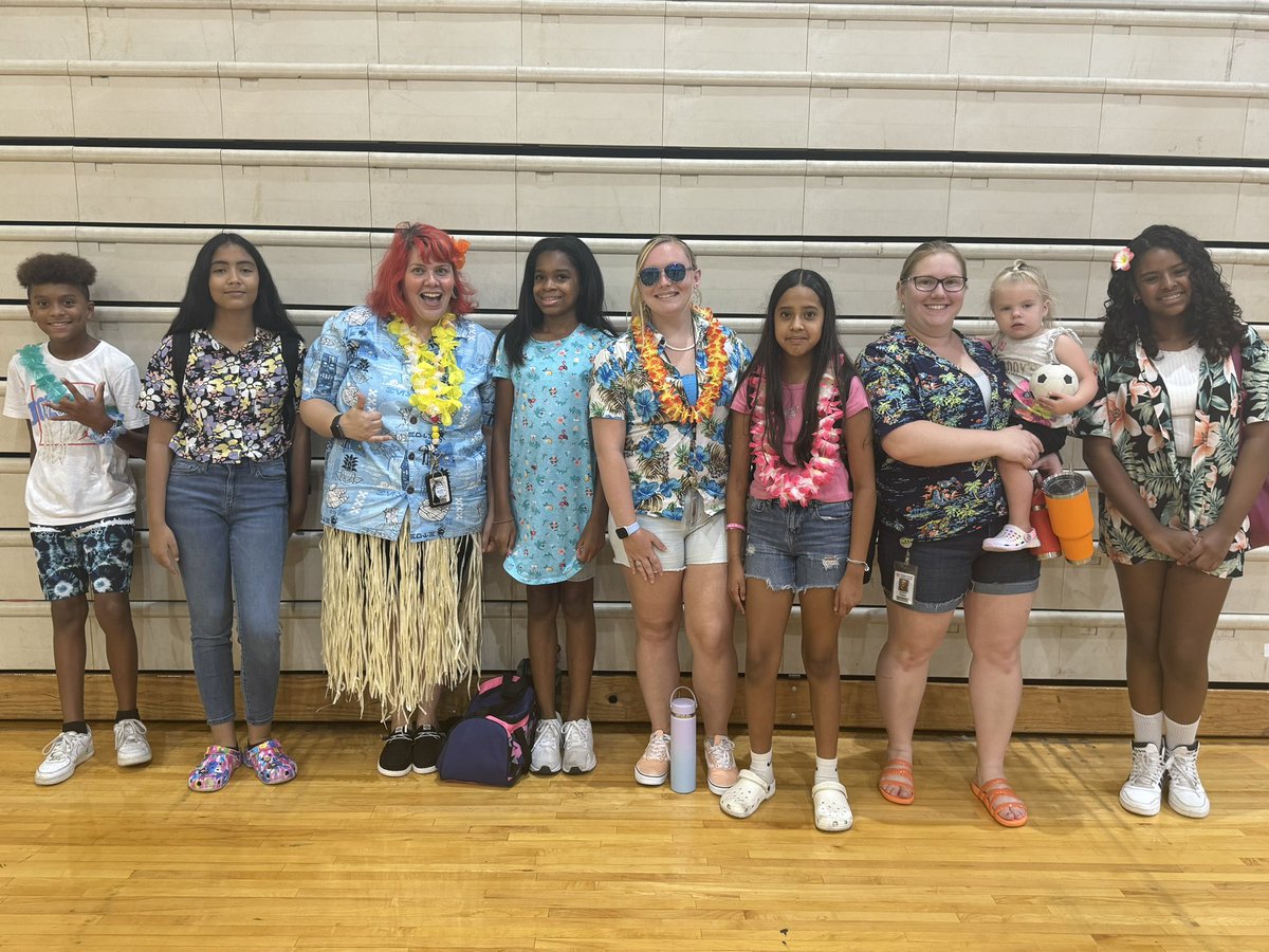 Tropical Tuesday for Summer Learning Camp Spirit Week!! #summerlearning #PiedmontStrong @PLMS_DrRay