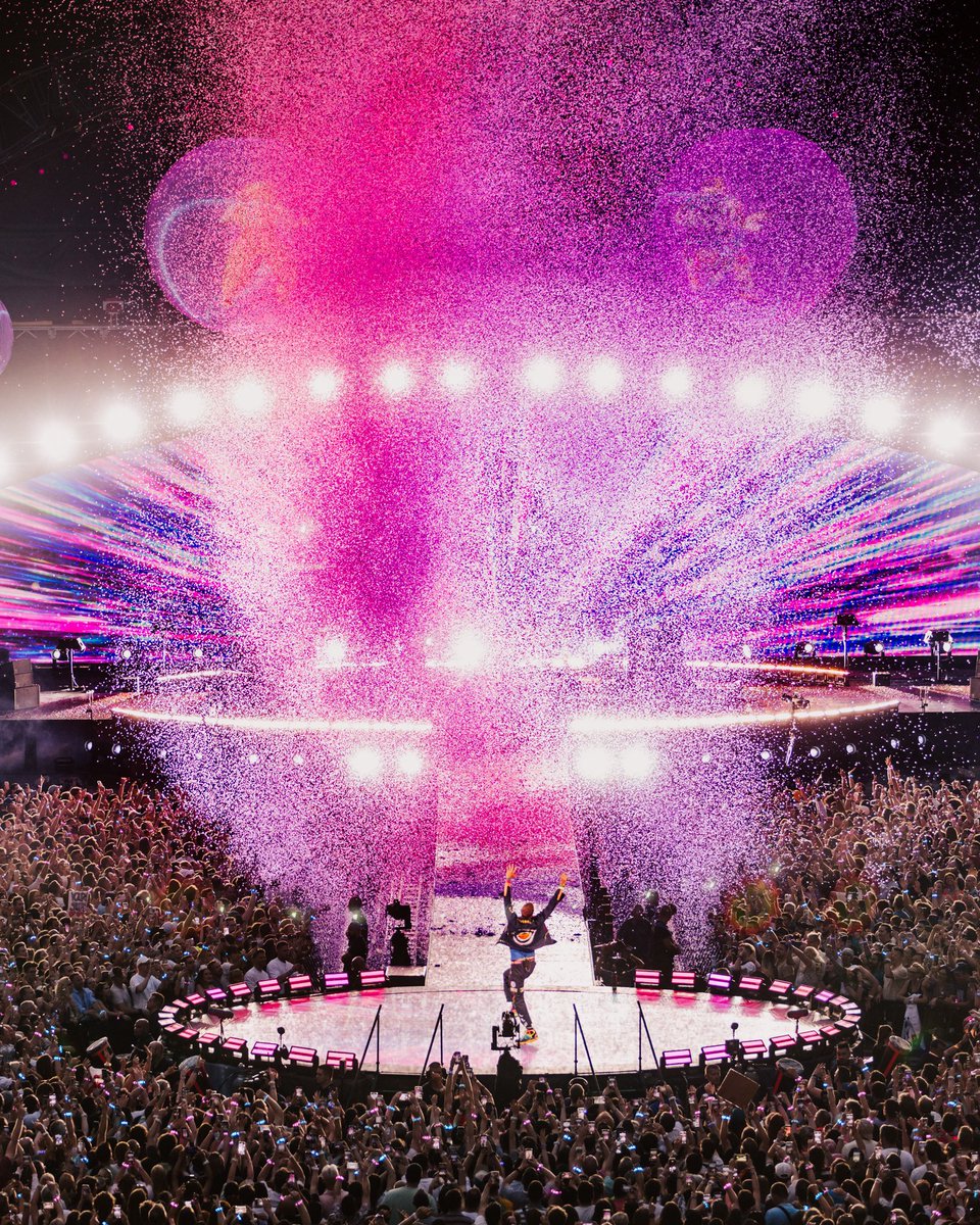 Coldplay tweet media