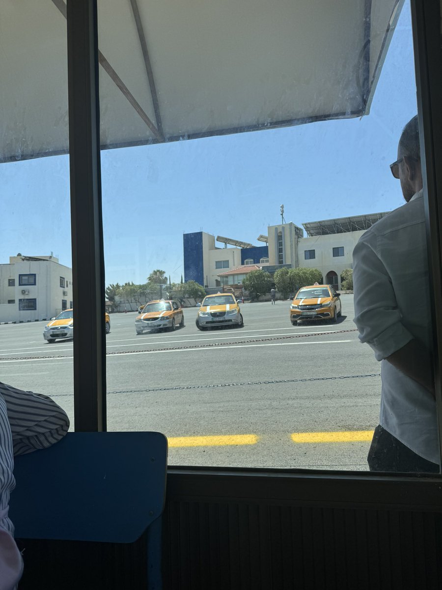 بعتذر منك ما معك واسطة ✨

#خامس_محاولة 🤡