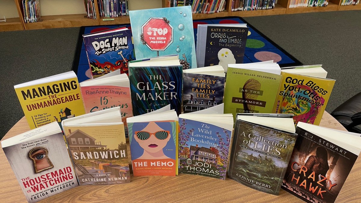 LulingPbLibrary's tweet image. Another batch of new books on the shelves today! Six more large print, some fiction and non fiction, and some juvenile fiction. Come by and check out a new book at your earliest convenience! #newbooks #newlibrarybooks #adayinthelifeofalibrarian #lulingtx #lulingpubliclibrary