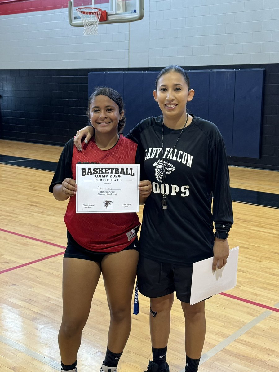 Lady Falcon Hoops tweet media