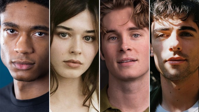 YadielBarbon's tweet image. 🚨🎬 NUEVOS FICHAJES| @Deadline confirmó la adición de los actores Devin Craig (#QueenSugar), Ruby Cruz (#Bottoms), Michael Provost (#Insatiable) y Roby Attal (#Red11) al cast recurrente de la esperada temporada 3️⃣ de la comedia televisiva de #MAX, #SexLivesOfCollegeGirls 🎓📺