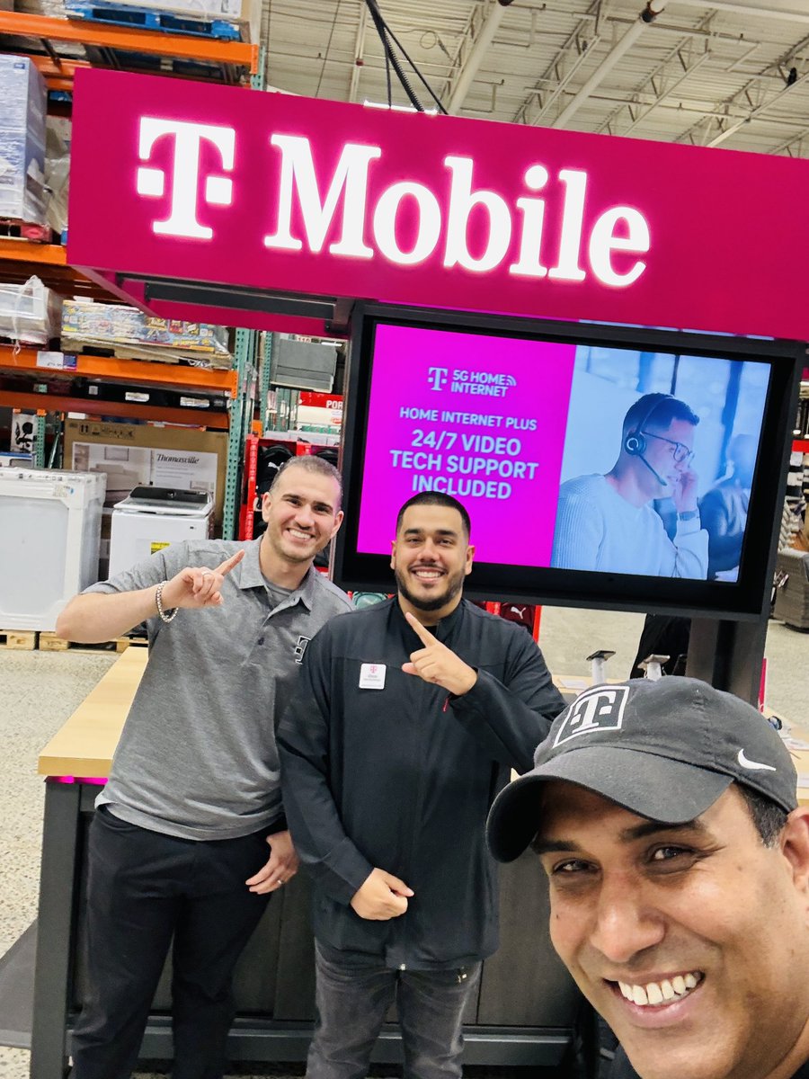 Raza Zubair (@razanyc) on Twitter photo Awesome store visits today in Northwest NJ with <a href="/WantMoreTeza/">Morteza Erfani</a> who dropped some serious knowledge…. inspiring & motivating our frontline! <a href="/tglover187/">Terrance Glover</a> <a href="/JonFreier/">Jon Freier</a> Awesome store visits today in Northwest NJ with <a href="/WantMoreTeza/">Morteza Erfani</a> who dropped some serious knowledge…. inspiring & motivating our frontline! <a href="/tglover187/">Terrance Glover</a> <a href="/JonFreier/">Jon Freier</a>