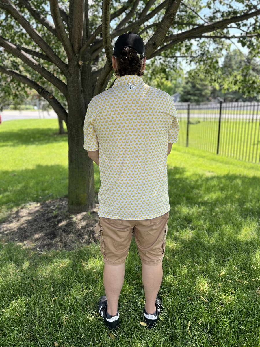 thepeengwin's tweet photo. He blessed me with the OG Yellow and I wore it on Father’s Day. Top 3 most comfortable shirt I’ve ever worn. Stretchy &amp; Breathable in all the right ways. I had to order the other two that night.

Order yours now! https://t.co/zChIjVKc2N

#findyourflock
#duckrubber https://t.co/P6jYr8BYg4