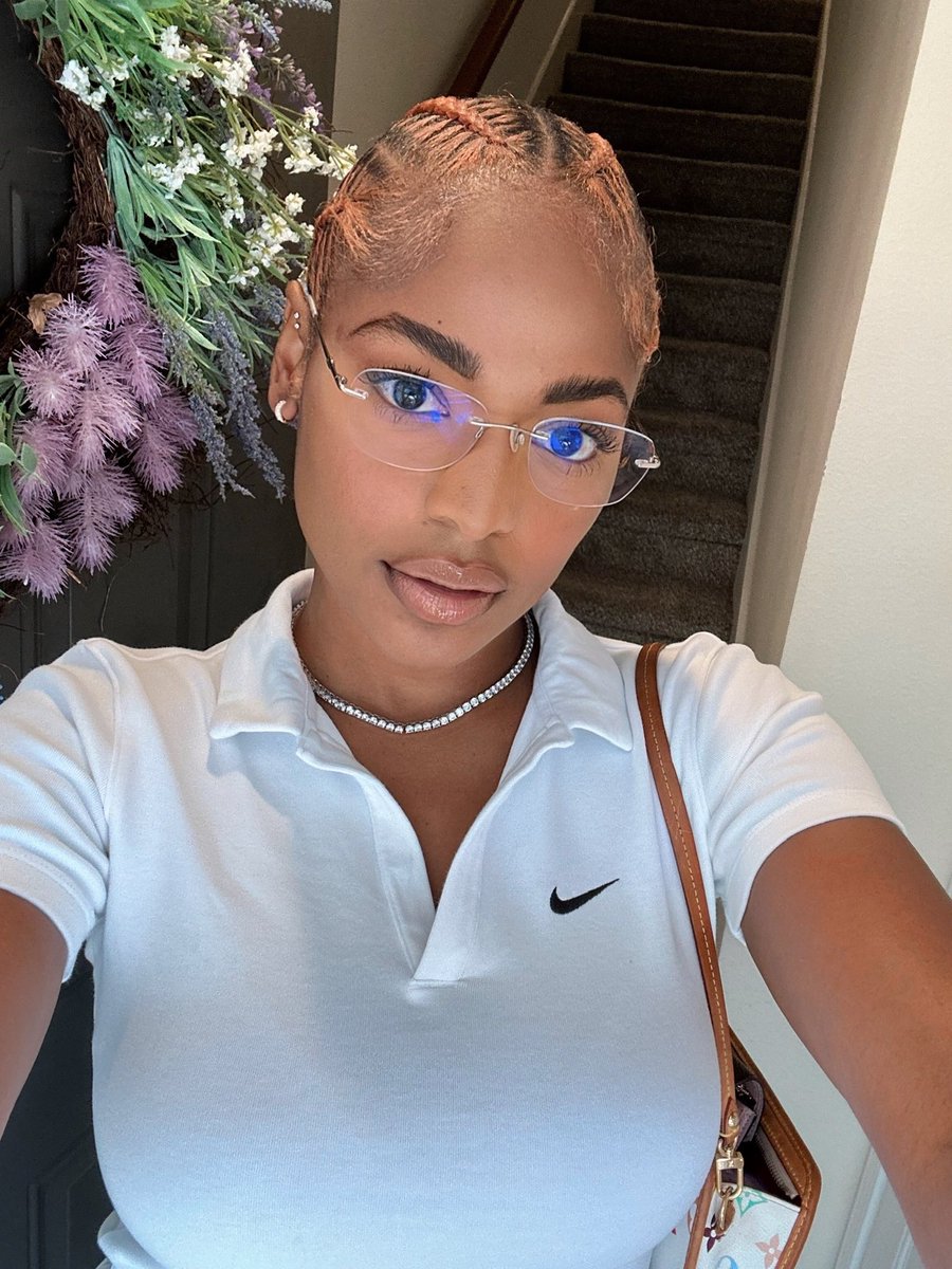 VCUMMINGSS's tweet image. lil engineering cutie