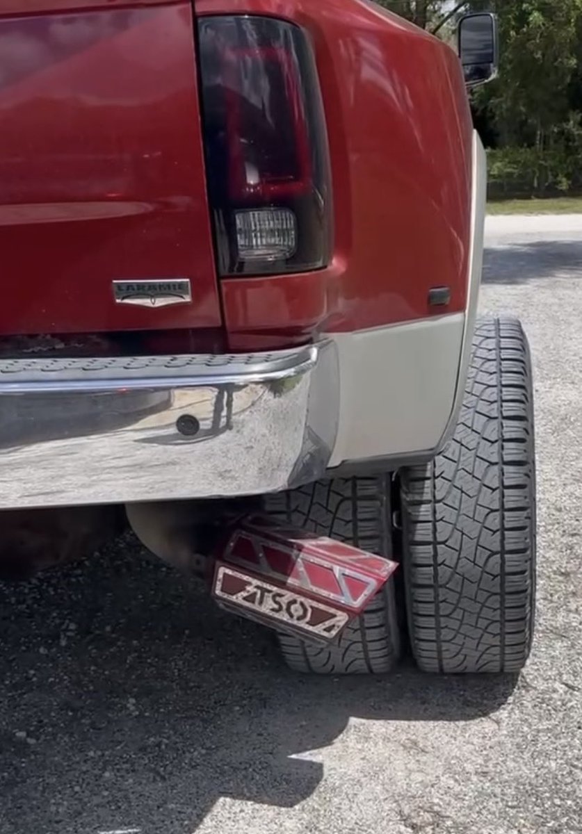 👍 or 👎 2010 Ram 3500 mega cab dually