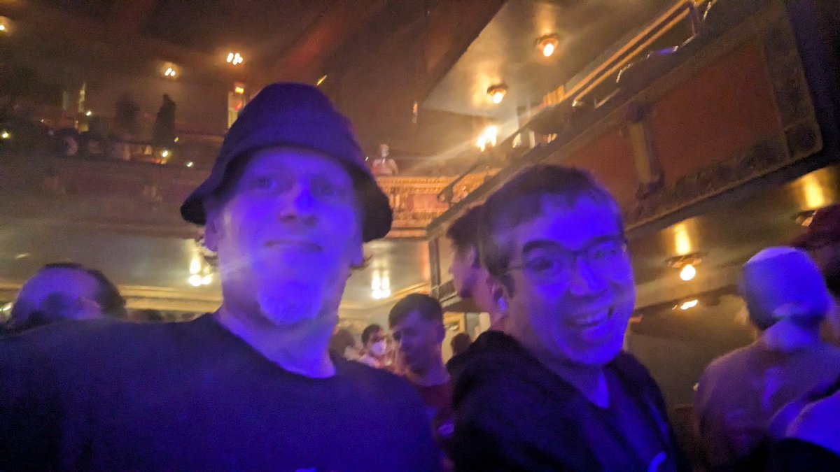 TeeDeeKay's tweet photo. Okay @tmbg we're ready 🙌
Happy Birthday @vvedge 🎈🎉 https://t.co/Vn75ljE44K