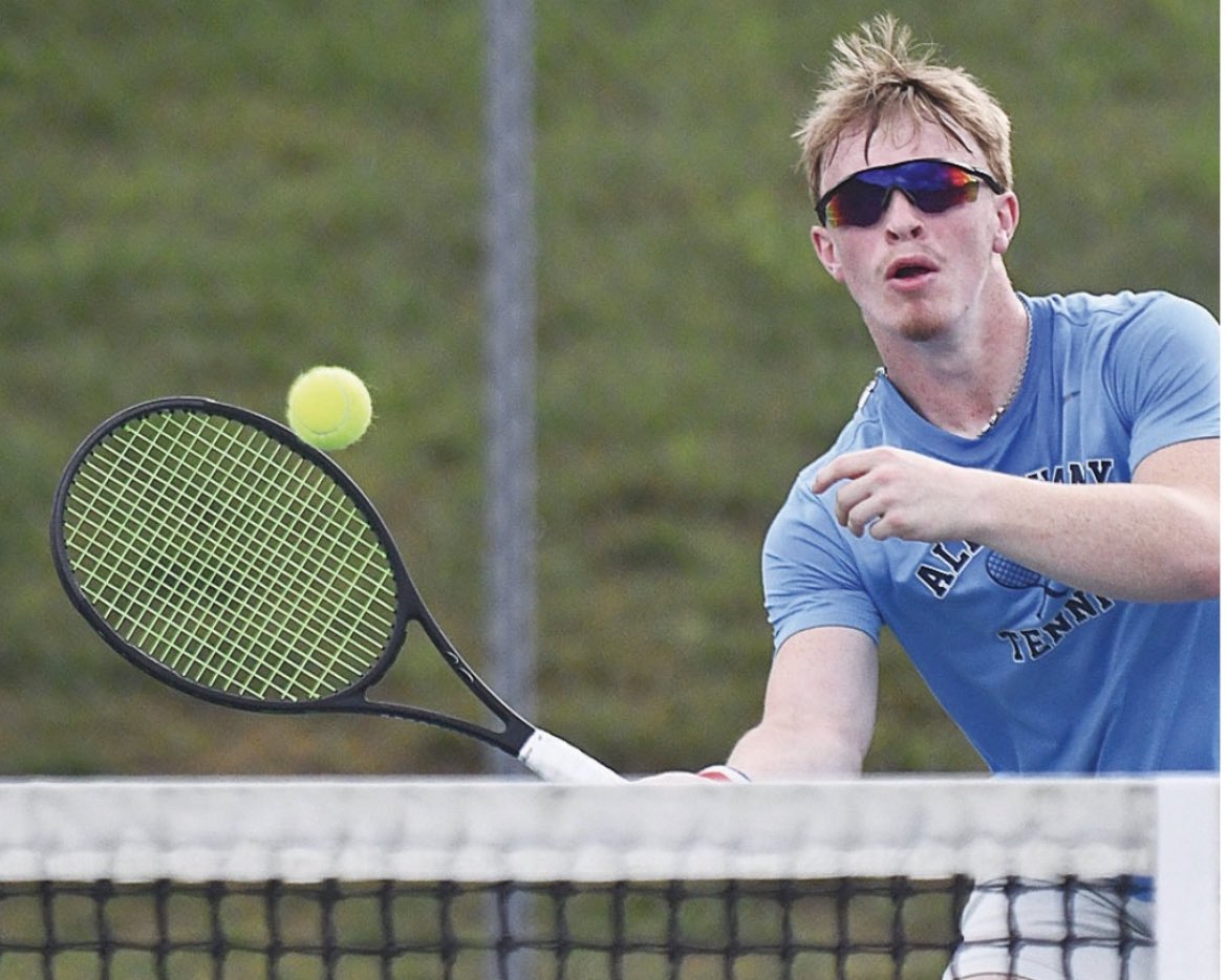 boystenniscoach's tweet photo. GAVIN VIA , rising senior

46 wins in 2 seasons

4th most total wins so far by any AHS 🎾 player from 2013-2024

12-1 at #2 doubles in 2024

No one works harder on the team.

Photo: Gavin Dressler / The Recorder https://t.co/owVbEhev0H