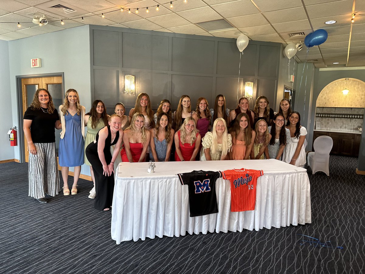 Maggie O’Such (@maggieosuch_) on Twitter photo Tonight we had our commitment dinner for all Mojo girls who have committed to play at the next level. I am proud of each and every one of them. All 14 girls on my team committed this year as well. I can’t wait to watch all of you play at the next level! <a href="/TennMojo18u_LMW/">TENNESSEE MOJO 18U - LMW</a> Tonight we had our commitment dinner for all Mojo girls who have committed to play at the next level. I am proud of each and every one of them. All 14 girls on my team committed this year as well. I can’t wait to watch all of you play at the next level! <a href="/TennMojo18u_LMW/">TENNESSEE MOJO 18U - LMW</a>