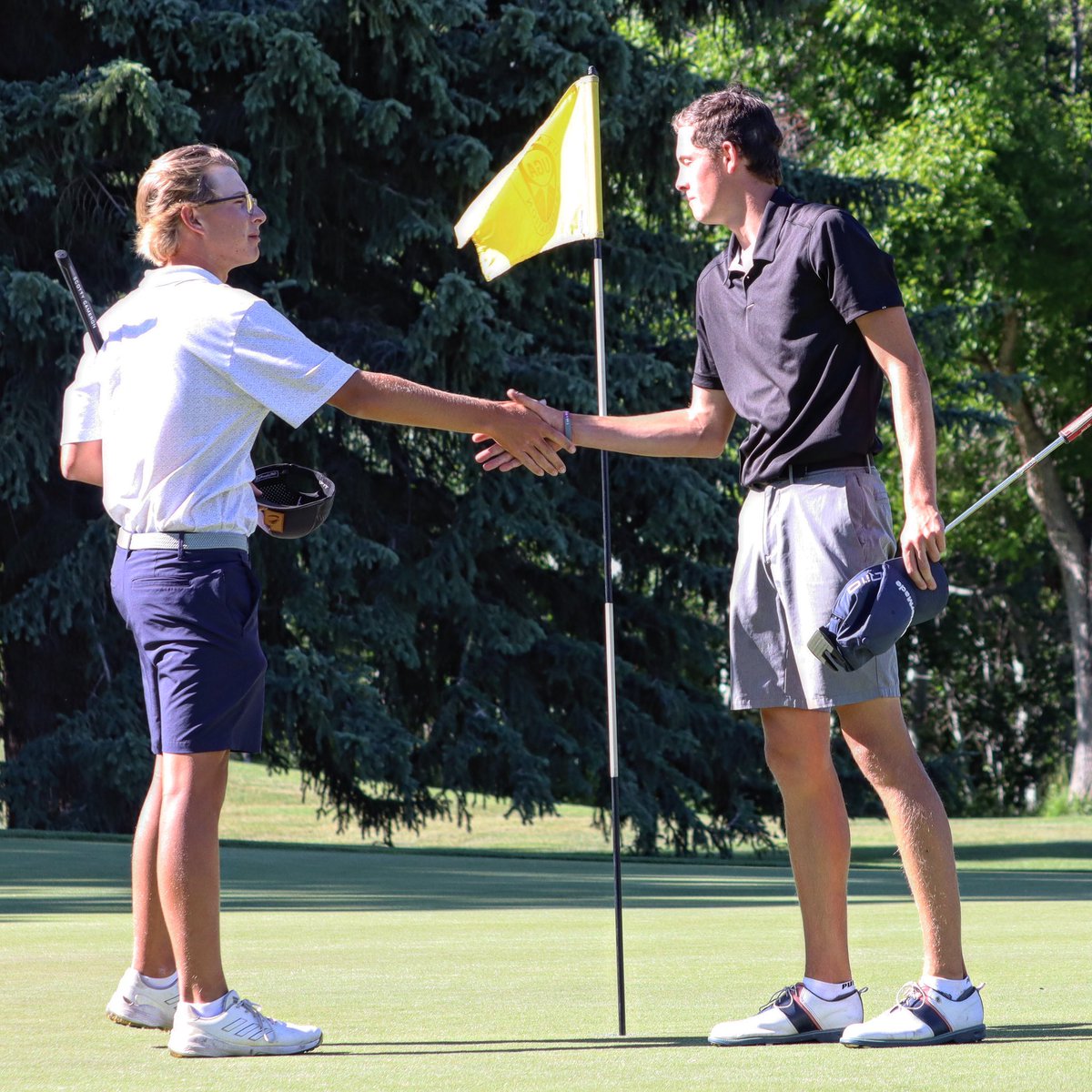 It took an extra hole for Lance Loughton (R) to defeat Brock Porter in the second semifinal of the <a href="/UtahGolfAssn/">Utah Golf Association</a> Utah Junior State Amateur. Loughton will face Lincoln Markham tomorrow morning at 8:30 a.m. in the championship match at <a href="/golfwasatch/">GolfWasatch</a> #utahgolf