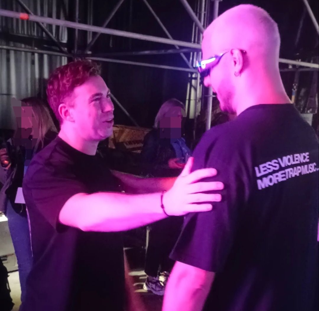 RevealedRecPE's tweet photo. 👑 @HARDWELL &amp; @djsnake 🐍 https://t.co/0IwhJOSByi