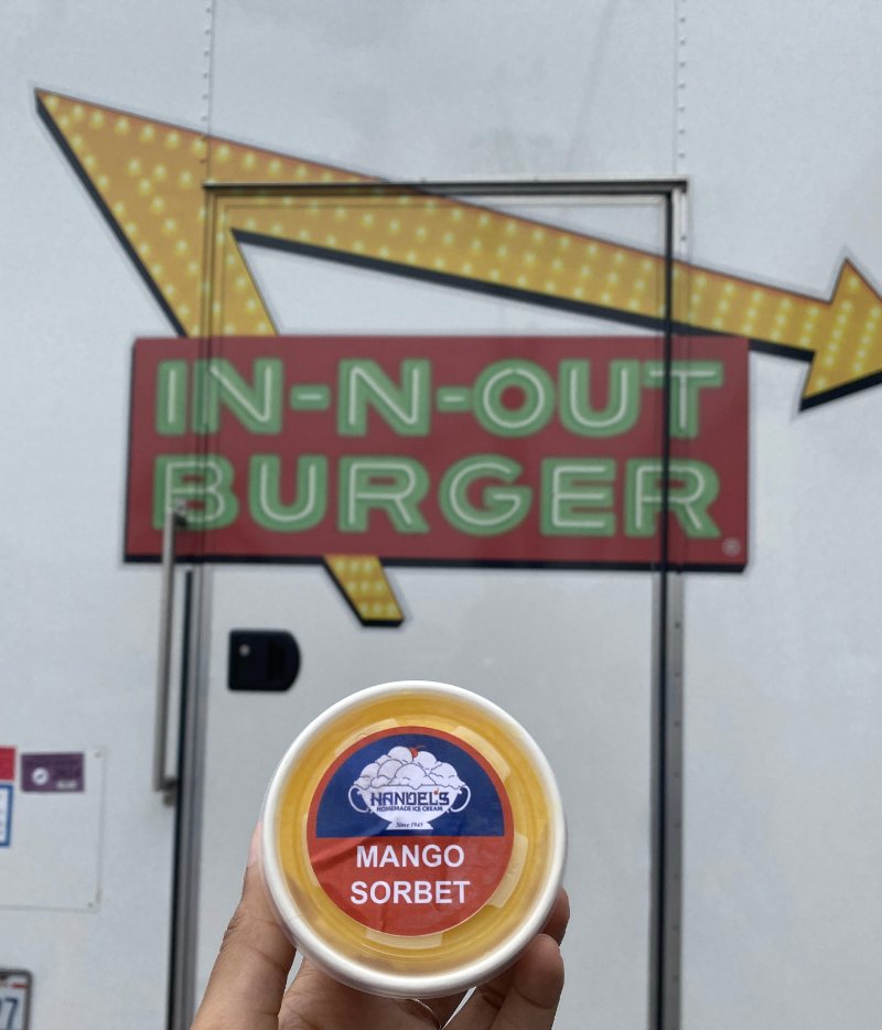 💫 Yesterday was an inspiring day at Safe Place for Youth - we gathered for Celebrating Samba 🩵 Thank you to our friends <a href="/innoutburger_/">ᶠᵃⁿ In-N-Out Burgers</a>  who brought their famous food truck, donating food, while <a href="/handelsicecream/">handelsicecream</a>  donated ice cream! <a href="/saltandstraw/">saltandstraw</a> donated gift cards for our raffle